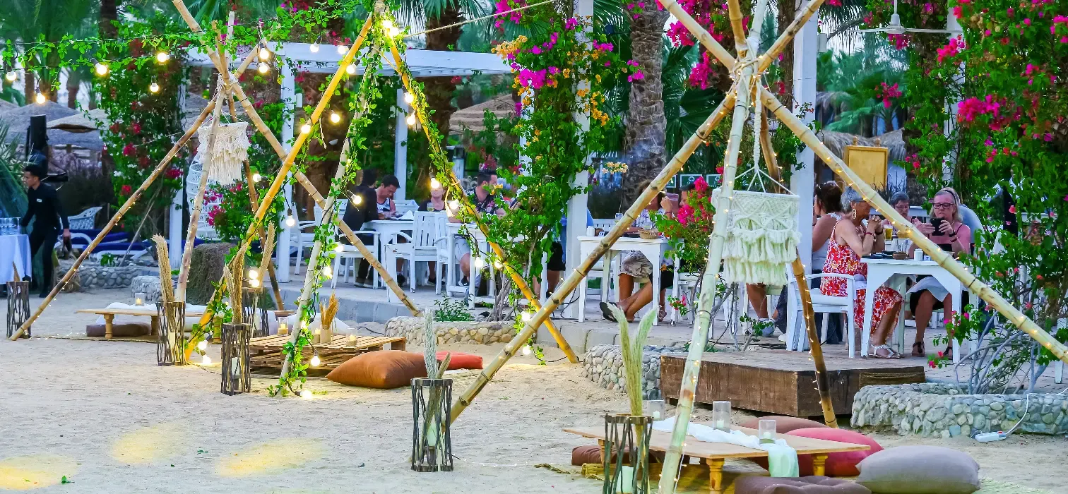 Themed Nights & Beach Parties