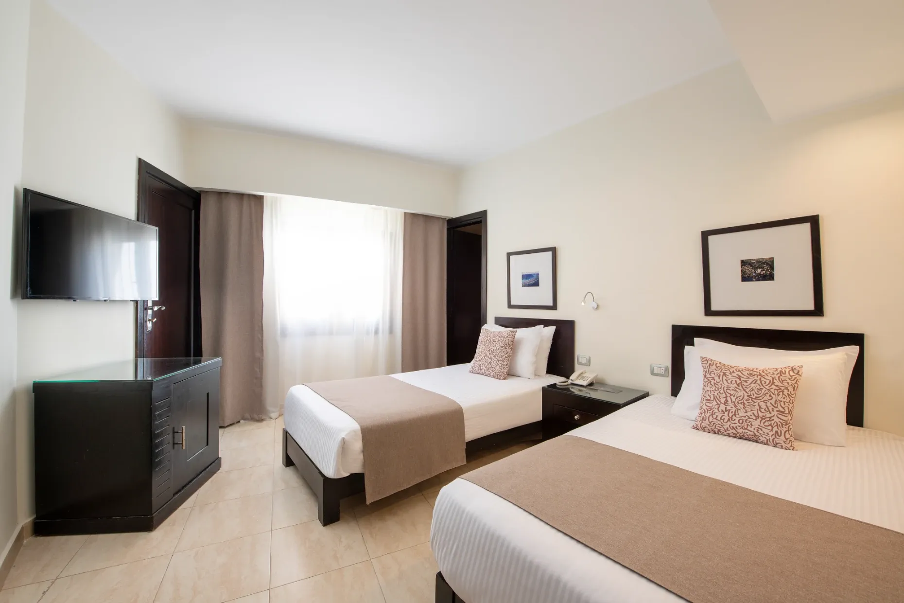 Apartment Suite